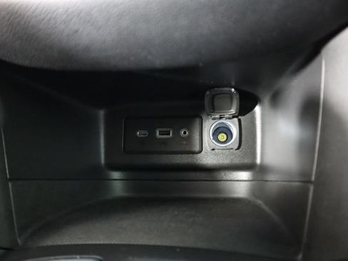 Used 2020 Chevrolet Equinox LT w/ Driver Convenience Package AWD/4WD image 47