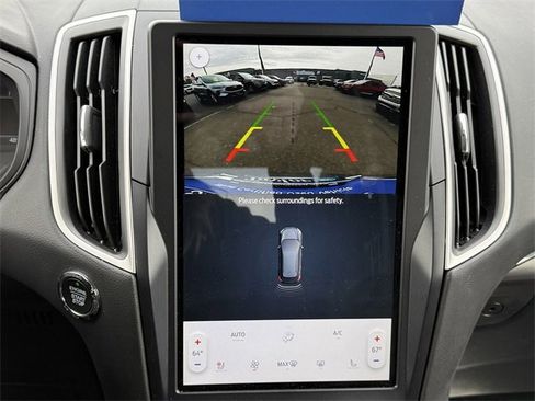 Certified 2022 Ford Edge SEL w/ Convenience Package image 12