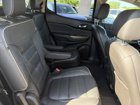 Used 2019 GMC Acadia Denali w/ Technology Package AWD/4WD image 16