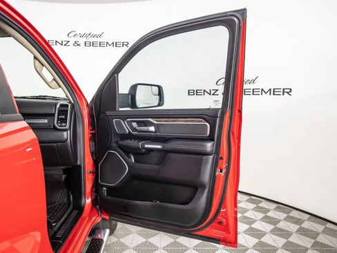 Used 2020 RAM 1500 Laramie AWD/4WD image 19