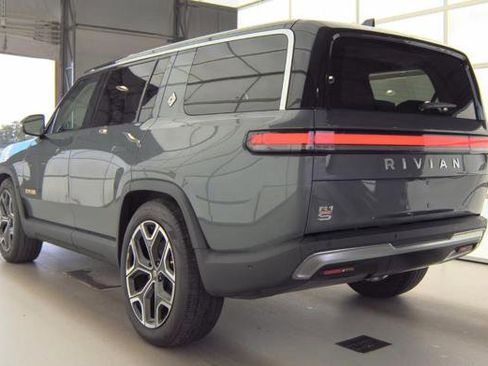 Used 2024 Rivian R1S Adventure AWD/4WD image 5