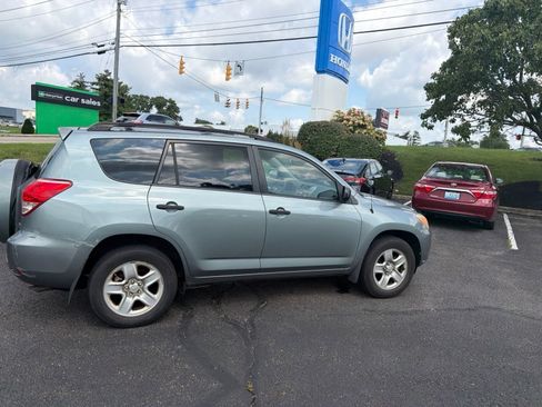 Used 2007 Toyota RAV4 4WD image 8