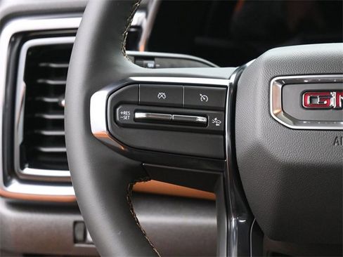 New 2026 GMC Canyon AT4 w/ AT4 Premium Package image 30