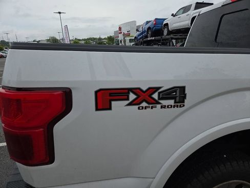 Used 2019 Ford F150 Lariat AWD/4WD image 6