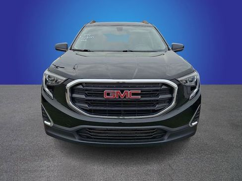 Used 2019 GMC Terrain SLE w/ Driver Convenience Package image 2