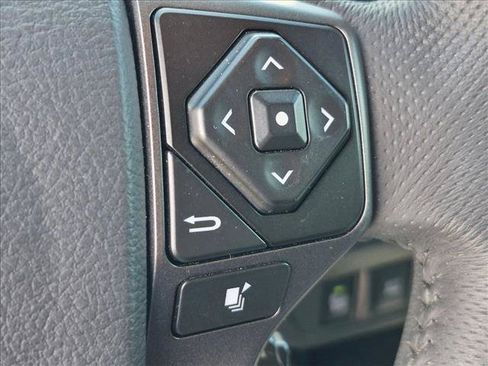 Used 2023 Toyota Tacoma TRD Off-Road w/ Technology Package RWD image 15