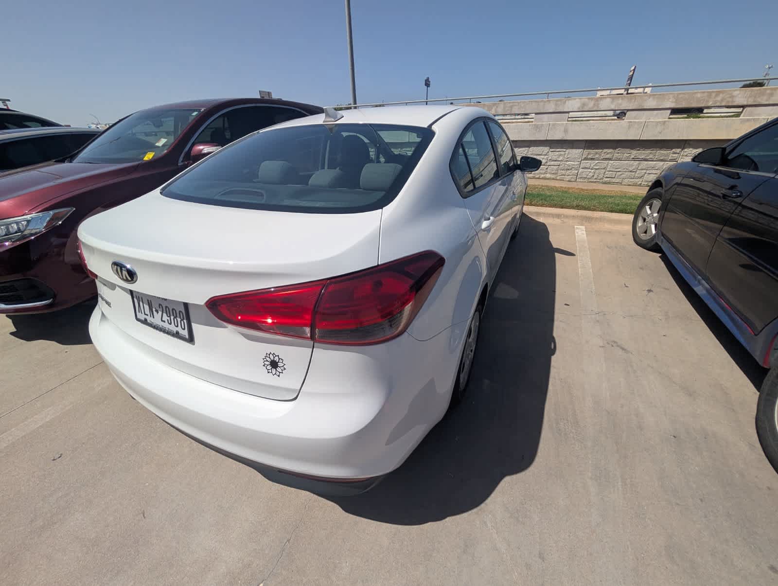 Used 2017 Kia Forte LX FWD image 4