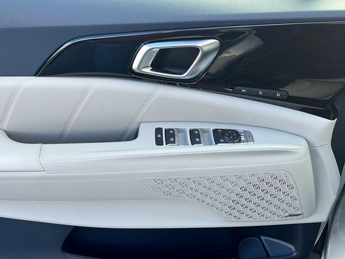 New 2026 Kia Carnival SX Prestige image 16