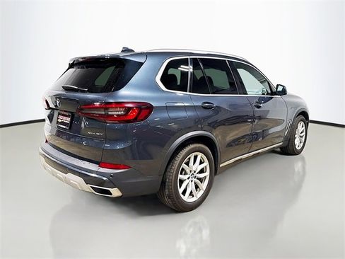 Used 2022 BMW X5 xDrive40i w/ Premium Package image 7