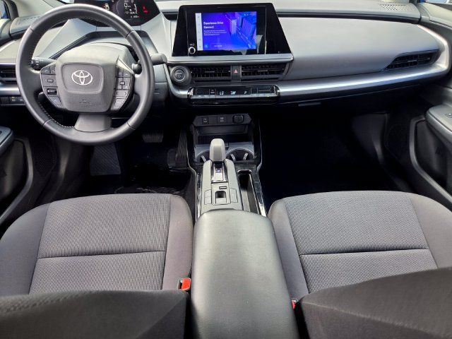 Used 2024 Toyota Prius LE FWD image 13