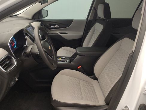 Used 2022 Chevrolet Equinox LS w/ LS Convenience Package AWD/4WD image 17