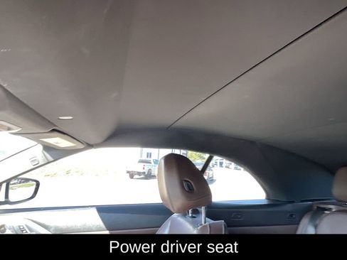 Used 2022 BMW 430i Convertible w/ Premium Package image 14