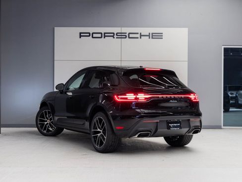 Certified 2026 Porsche Macan image 3