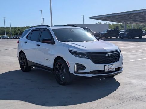 Used 2024 Chevrolet Equinox Premier FWD image 7
