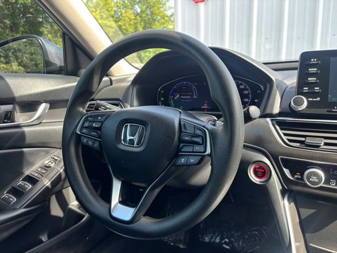 Used 2018 Honda Accord Hybrid image 13