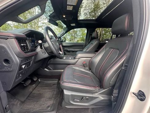 Used 2022 Ford Expedition Max Limited AWD/4WD image 26