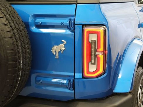Used 2024 Ford Bronco Outer Banks AWD/4WD image 8