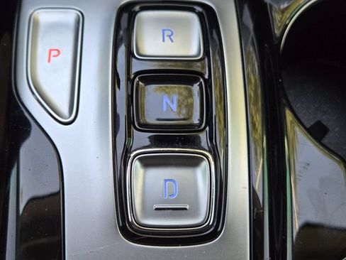 Certified 2024 Hyundai Tucson Limited FWD image 17