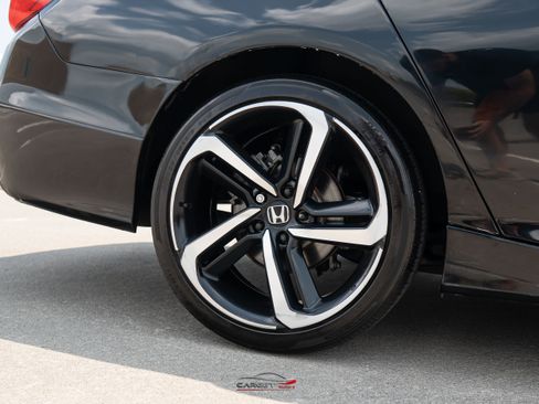 Used 2019 Honda Accord Sport image 11