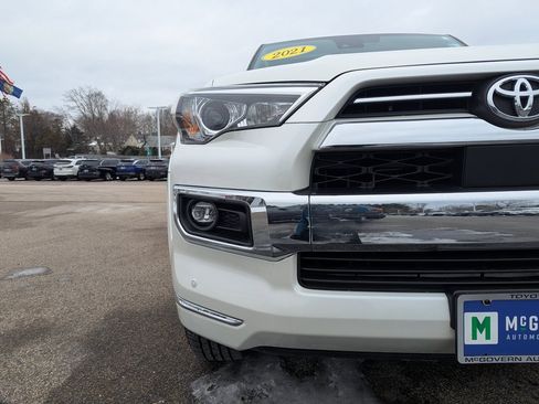 Used 2021 Toyota 4Runner Limited image 10