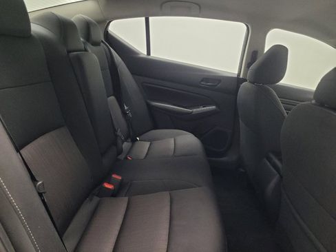 Used 2024 Nissan Altima 2.5 SV image 19