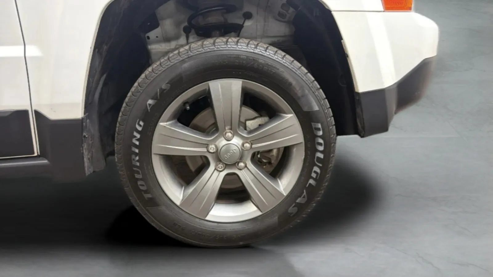 Used 2016 Jeep Patriot Sport w/ Power Value Group FWD image 24