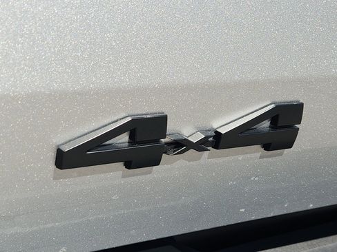 New 2026 Toyota Tundra Limited w/ Limited PVM Package AWD/4WD image 11