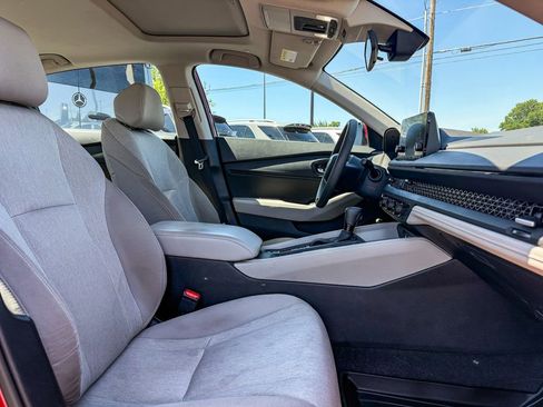 Used 2024 Honda Accord EX image 16