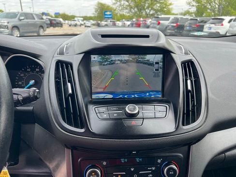 Used 2018 Ford Escape SEL w/ Ford Safe & Smart Package FWD image 31