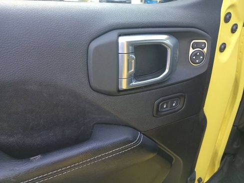 Certified 2022 Jeep Wrangler Unlimited Sahara w/ Safety Group AWD/4WD image 10