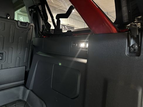 Used 2023 Ford Bronco Wildtrak AWD/4WD image 30