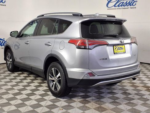 Used 2017 Toyota RAV4 XLE image 2