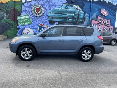 Used 2011 Toyota RAV4 4WD w/ Upgrade Value Pkg image 2
