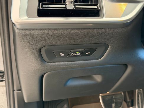 Used 2025 BMW X5 xDrive50e w/ M Sport Package image 20