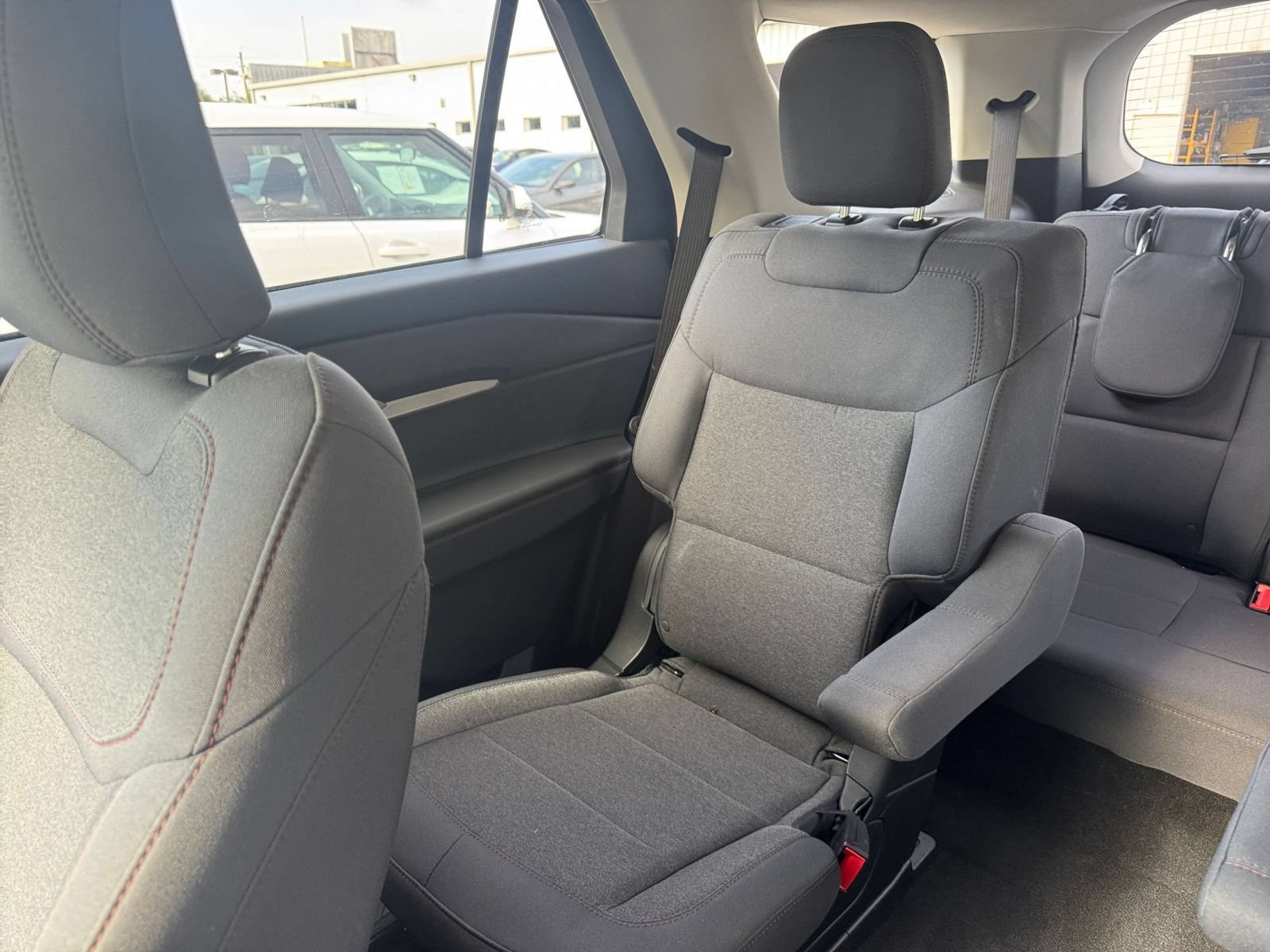 Used 2026 Ford Explorer Active RWD image 39