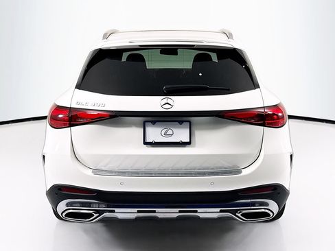 Used 2023 Mercedes-Benz GLC 300 image 6