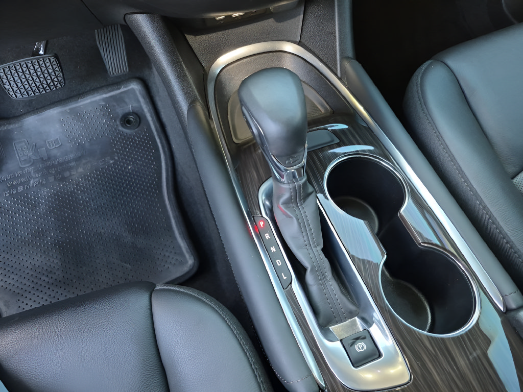 Used 2023 Chevrolet Malibu LT w/ Midnight Edition FWD image 26