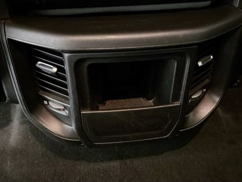 Used 2022 RAM 1500 Big Horn AWD/4WD image 37