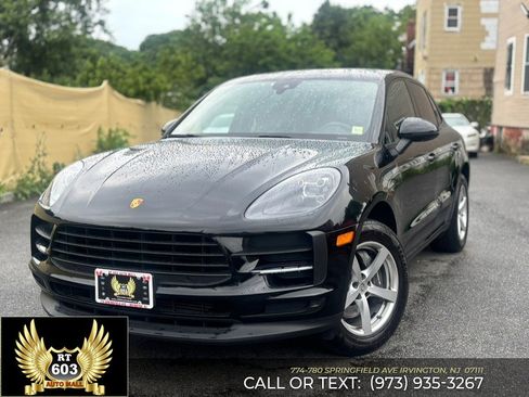 Used 2021 Porsche Macan AWD/4WD image 1