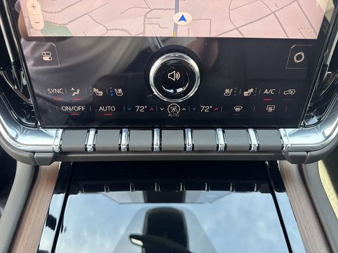 New 2026 GMC Yukon XL Denali AWD/4WD image 16