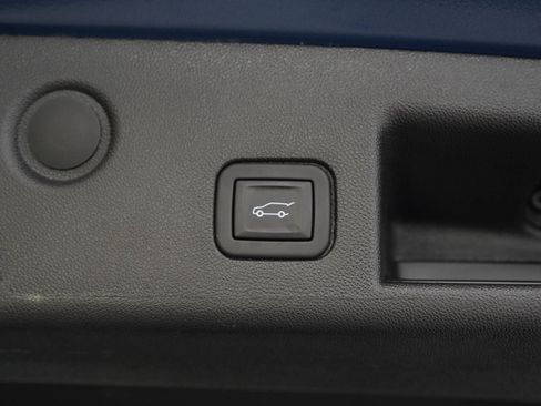 Used 2024 Chevrolet Equinox LT FWD image 11