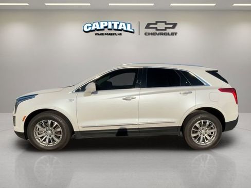 Used 2019 Cadillac XT5 Luxury image 2