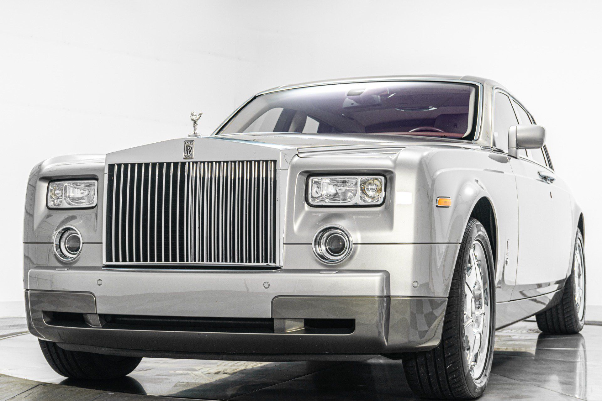 Used 2007 Rolls-Royce Phantom Sedan RWD image 5