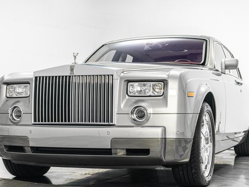 Used 2007 Rolls-Royce Phantom Sedan RWD image 5