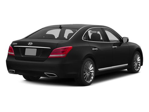 Used 2014 Hyundai Equus Signature RWD image 2