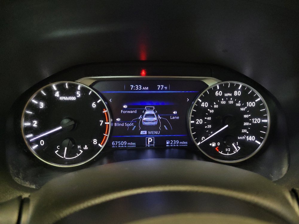 Used 2025 Nissan Altima 2.5 SV FWD image 23