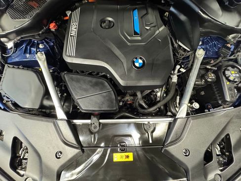 Used 2023 BMW 530e xDrive 530e iPerformance w/ Premium Package image 32