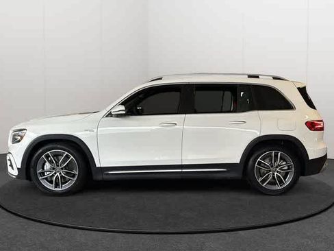 Used 2026 Mercedes-Benz GLB 35 AMG 4MATIC image 3
