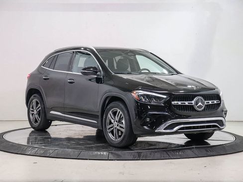Used 2025 Mercedes-Benz GLA 250 4MATIC image 5