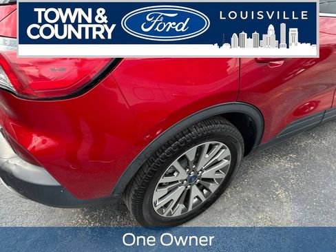 Used 2022 Ford Escape Titanium w/ Class II Trailer Tow Package AWD/4WD image 7